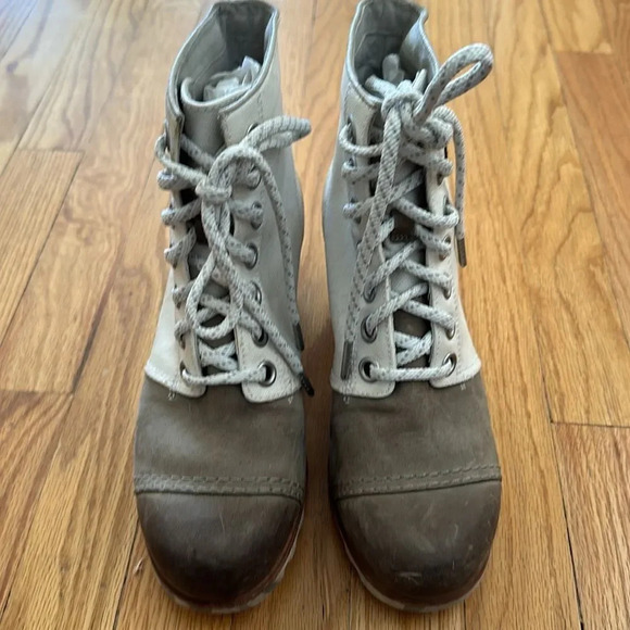 Sorel PDX wedge in sea salt sz 8.5 million not scuffs shown in photos good cond - Picture 7 of 9